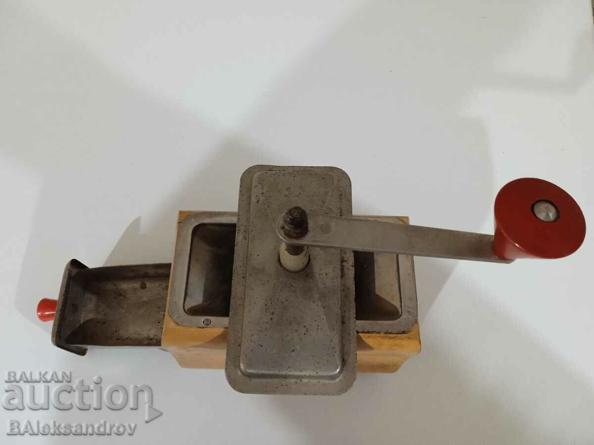 Delivery of An old mill