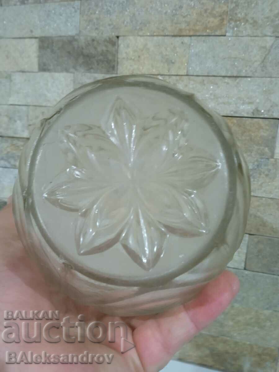 A large beautiful vase - 7 A large beautiful vase - 7