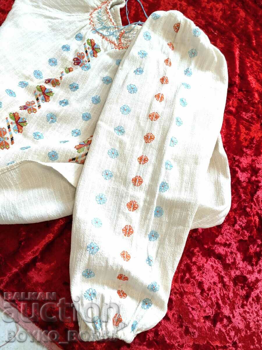 Auction Original Old Duke's Shirt, 1930s Auction Original Old Duke's Shirt, 1930s