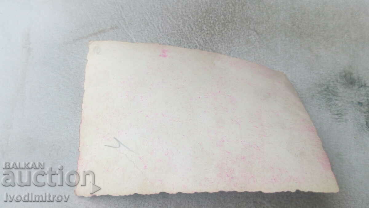 Photo A young woman with a straw hat by a river with price 0.85 BGN | € 0.43 Photo A young woman with a straw hat by a river with price 0.85 BGN | € 0.43