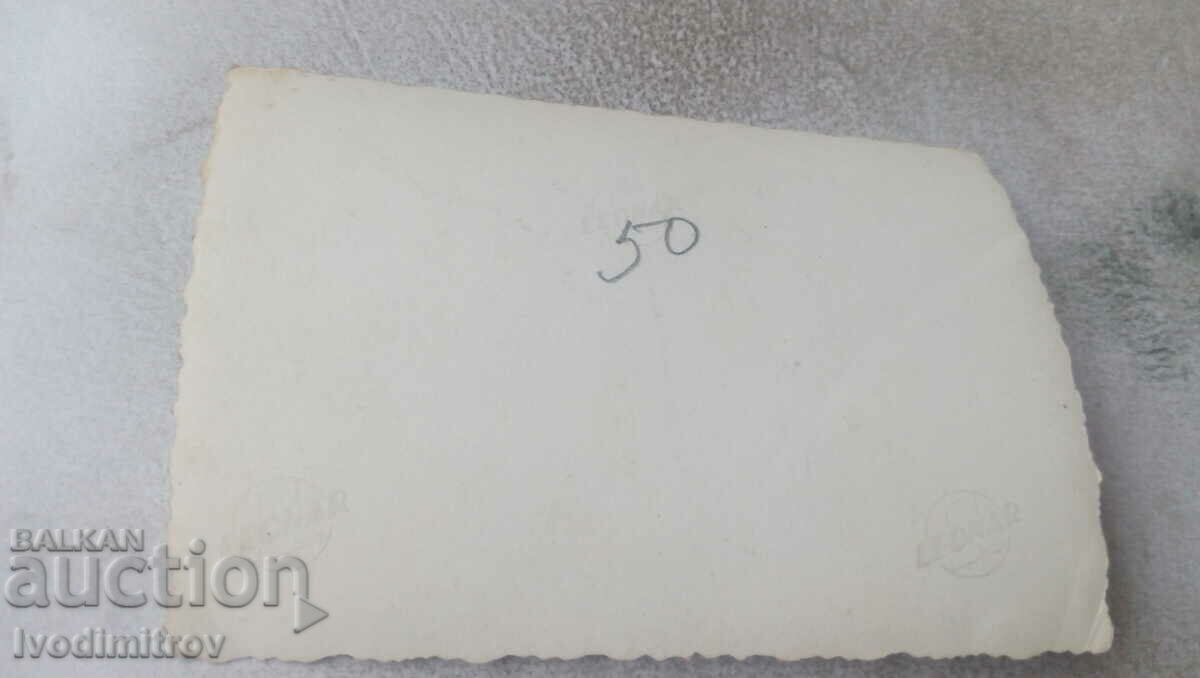 Φωτογραφία Αξιωματικοί και στρατιώτες με τιμή 0.75 BGN | € 0.38 Φωτογραφία Αξιωματικοί και στρατιώτες με τιμή 0.75 BGN | € 0.38