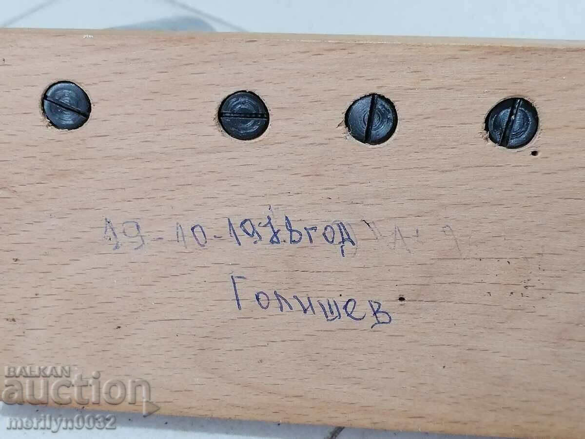 Delivery of A set of cartridges, a sample cartridge case, a demonstration model Delivery of A set of cartridges, a sample cartridge case, a demonstration model