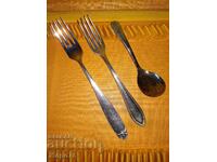 LOT OF 2 SILVER PLATED FORKS and SILVER PLATED SPOON - BONUS