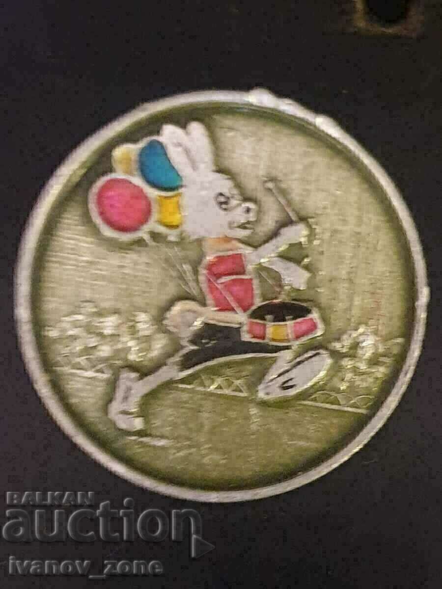 Delivery of Bunny NU, WEATHER Badge Russia