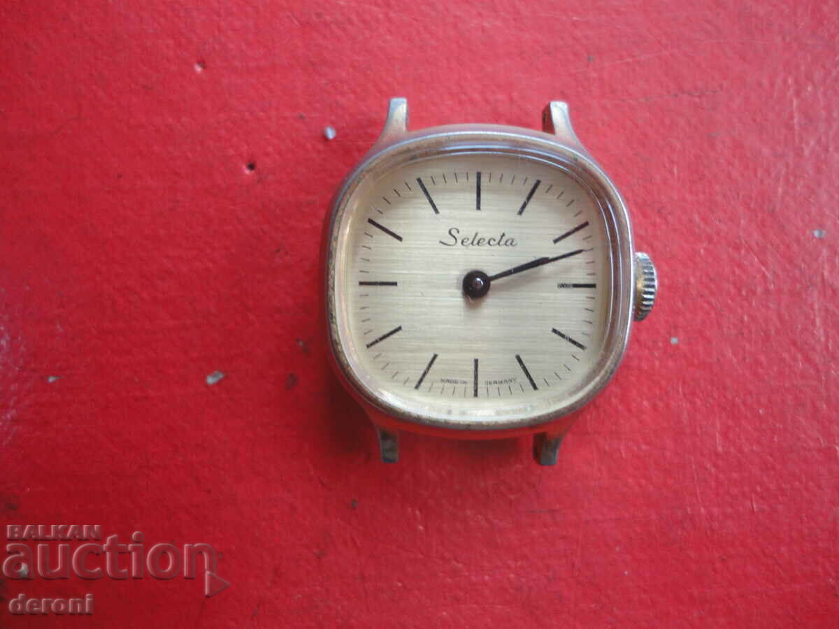 Selecta gold-plated watch with price 30.00 BGN | € 15.34 Selecta gold-plated watch with price 30.00 BGN | € 15.34