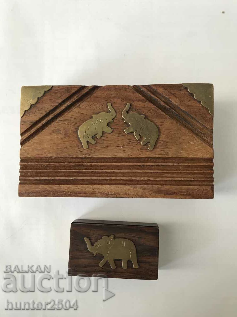 Кутия за цигари и кибритник