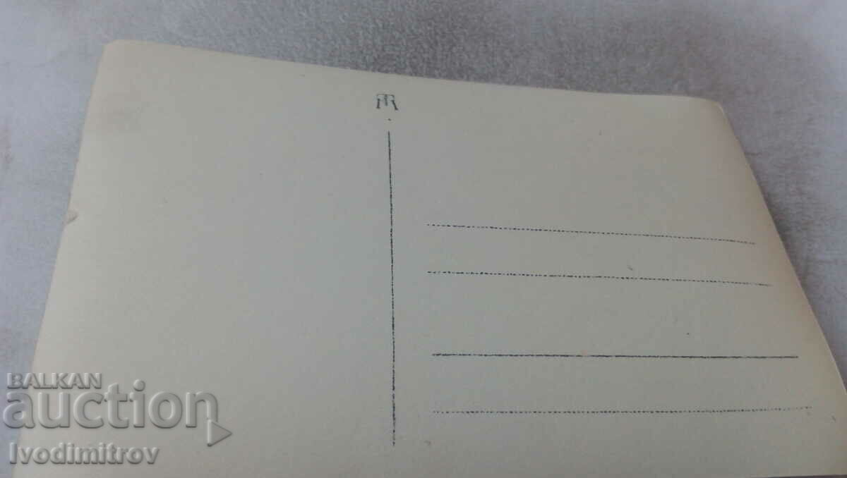 Φωτογραφία Άνδρας και γυναίκα ξαπλωμένοι σε μια αιώρα με τιμή 1.15 BGN | € 0.59 Φωτογραφία Άνδρας και γυναίκα ξαπλωμένοι σε μια αιώρα με τιμή 1.15 BGN | € 0.59