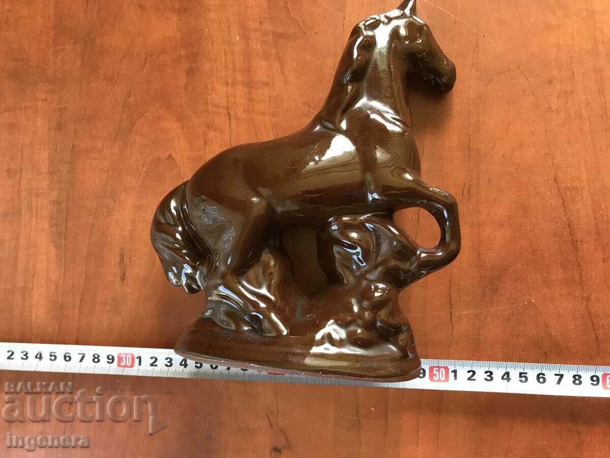 CERAMICA TROIANĂ DIN FIGURA CAL SUVENIR A ANII 70 - 5