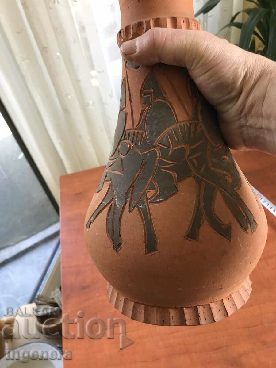 Livrarea VAZA CERAMICA TETEVEN CERAMICA DE V. PAVLOV DIN ANII 60