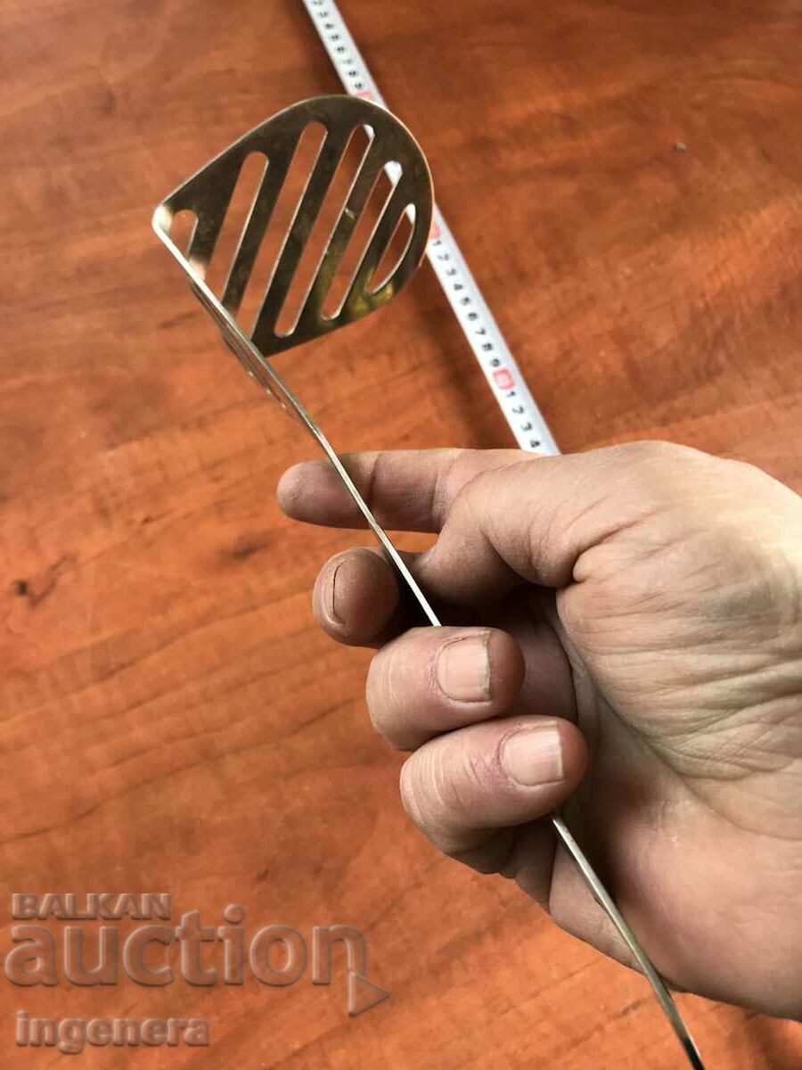 Auction GRATE SPOON Auction GRATE SPOON