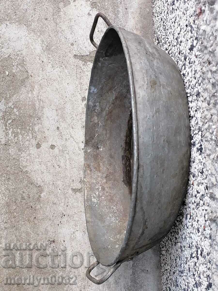 Auction  Baked tray, household pot, bakery, blue