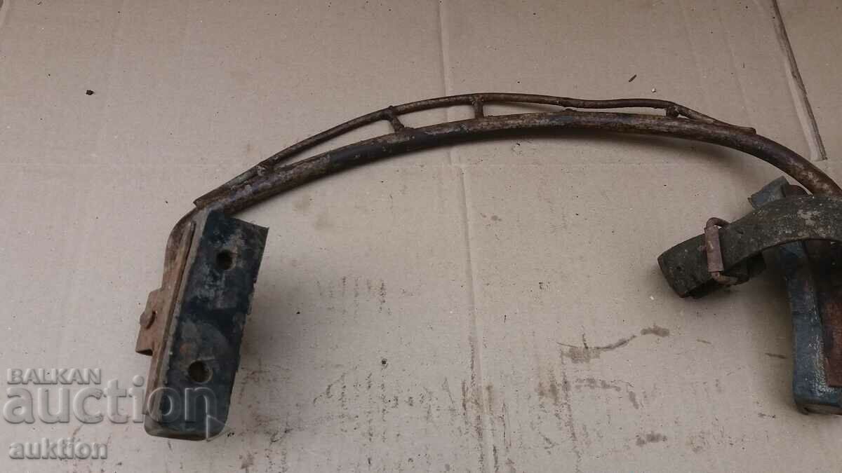 Delivery of OLD POLE CLIMBING SKATE Delivery of OLD POLE CLIMBING SKATE