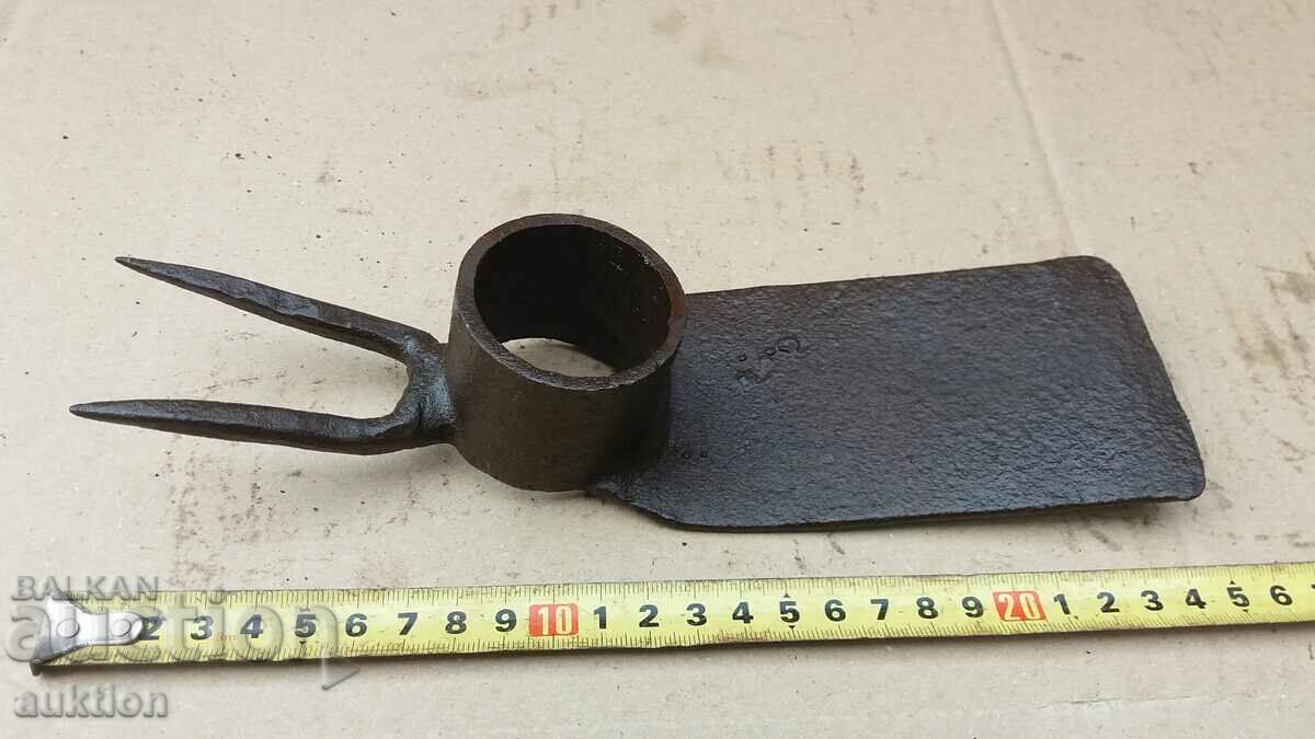 FORGED RENAISSANCE HOE, SHOVEL - TOOL - 6 FORGED RENAISSANCE HOE, SHOVEL - TOOL - 6