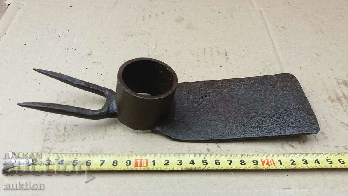 FORGED RENAISSANCE HOE, SHOVEL - TOOL - 7 FORGED RENAISSANCE HOE, SHOVEL - TOOL - 7