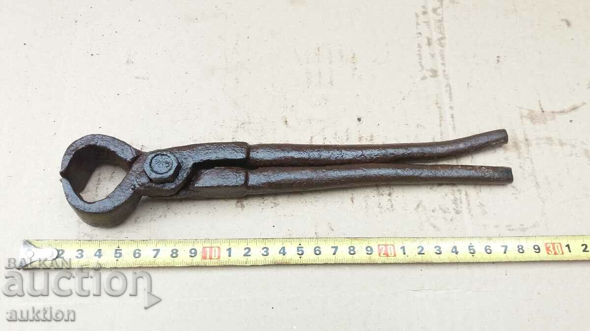 RENAISSANCE FORGED BLACKSMITH TOGGLES with price 9.99 BGN | € 5.11 RENAISSANCE FORGED BLACKSMITH TOGGLES with price 9.99 BGN | € 5.11