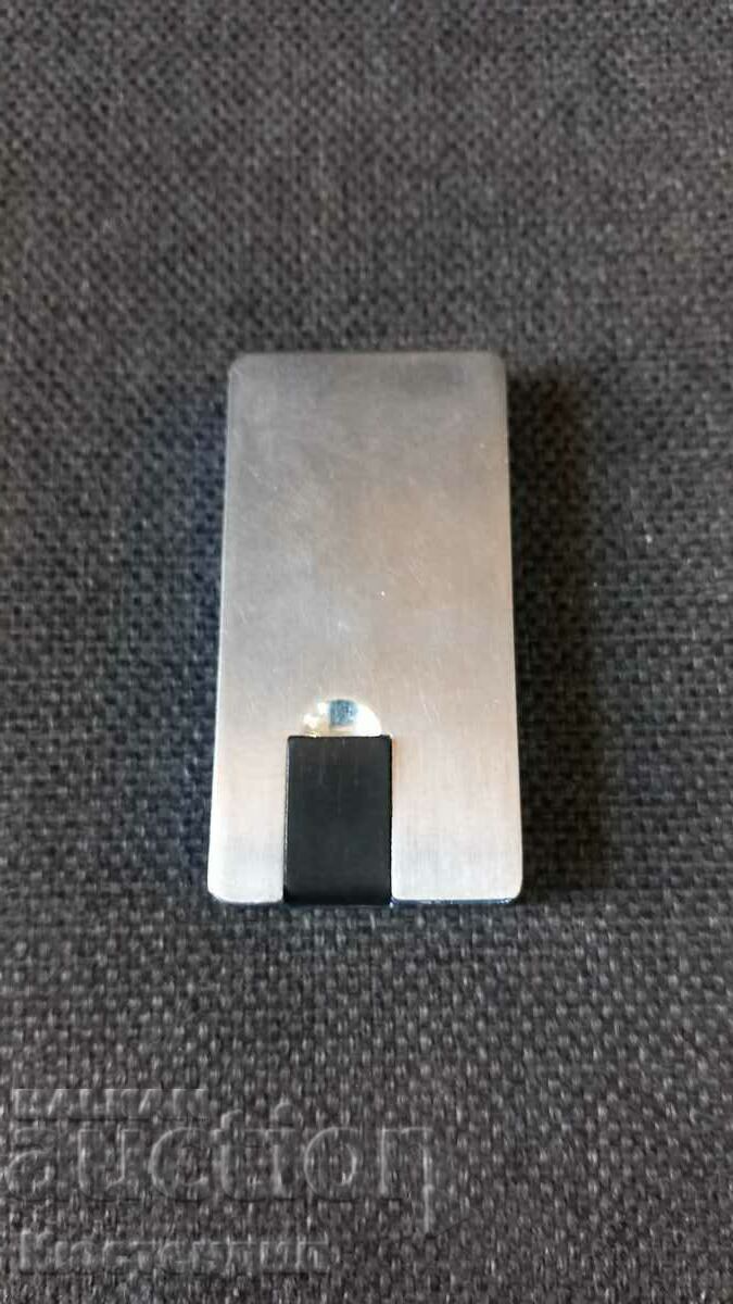 Auction LIGHTER PARLIAMENT CHARGING Auction LIGHTER PARLIAMENT CHARGING