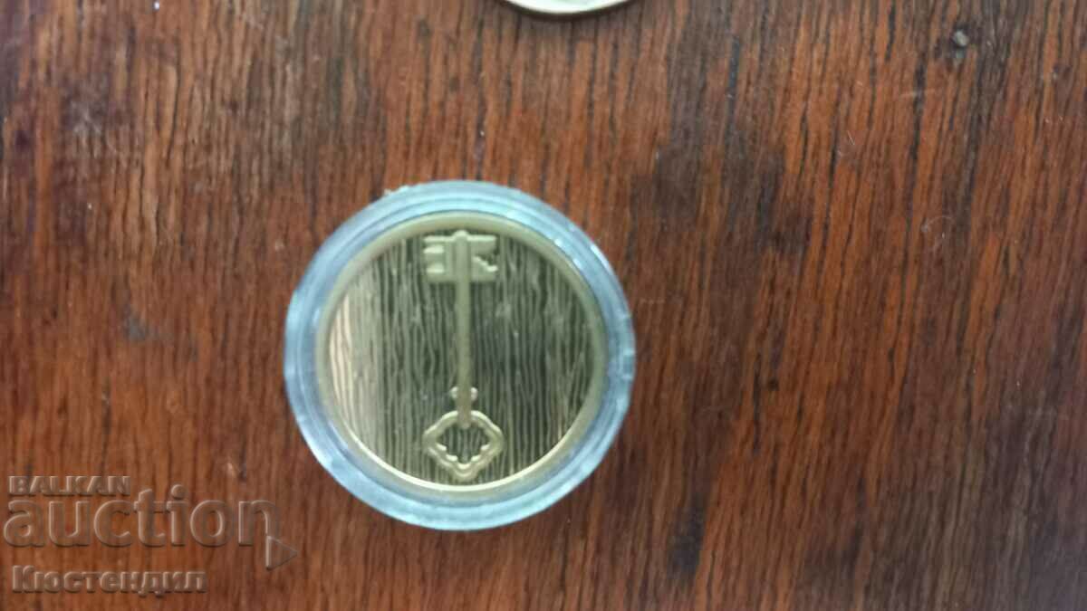 Auction MERRY CHRISTMAS HAPPY NEW YEAR PLACKET Auction MERRY CHRISTMAS HAPPY NEW YEAR PLACKET