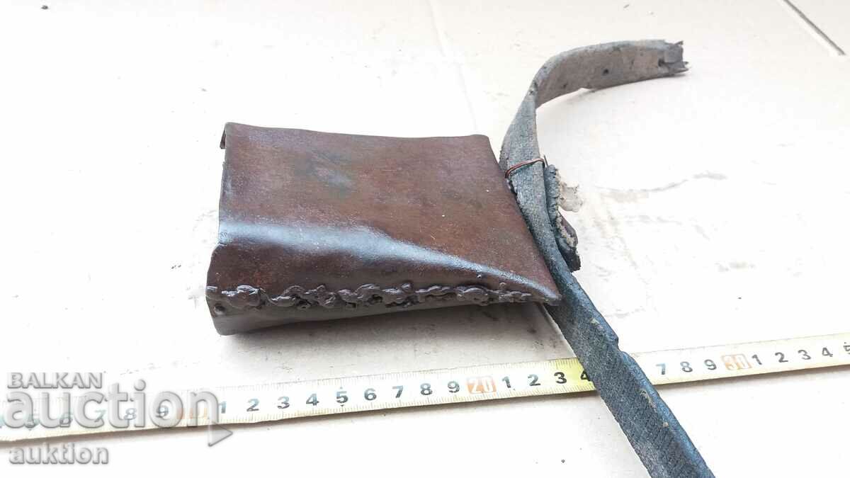 OLD WROUGHT, SOLID LADDER, CHAN - 6