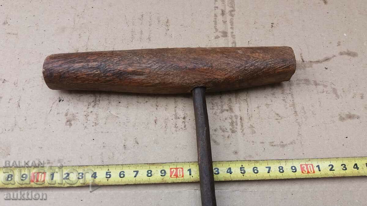 RENAISSANCE FORGED DRILL, MITCAP - TOOL - 5 RENAISSANCE FORGED DRILL, MITCAP - TOOL - 5