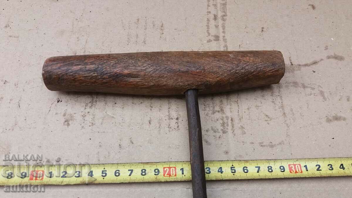 RENAISSANCE FORGED DRILL, MITCAP - TOOL - 6 RENAISSANCE FORGED DRILL, MITCAP - TOOL - 6