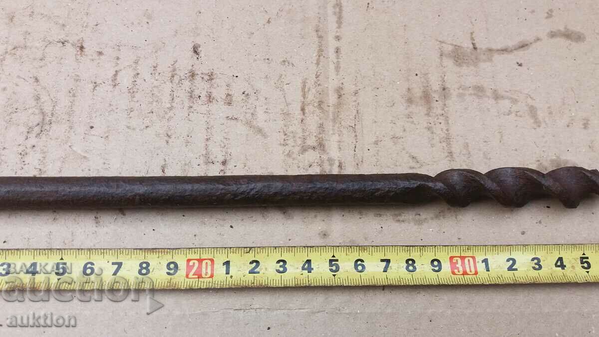 Auction  RENAISSANCE FORGED DRILL, MITCAP - TOOL