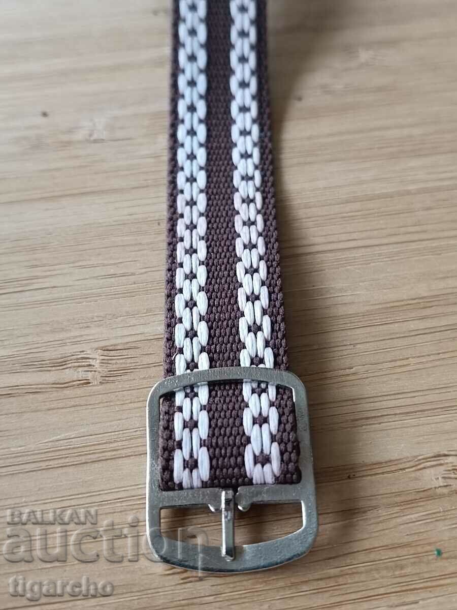 Vintage λουράκι ρολογιού με τιμή 10.00 BGN | € 5.11 Vintage λουράκι ρολογιού με τιμή 10.00 BGN | € 5.11