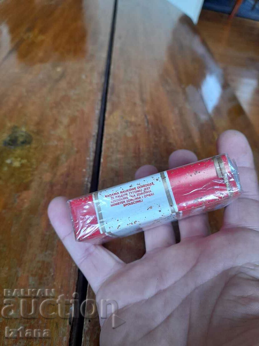 An old box of Wiarus cigarettes - 6 An old box of Wiarus cigarettes - 6