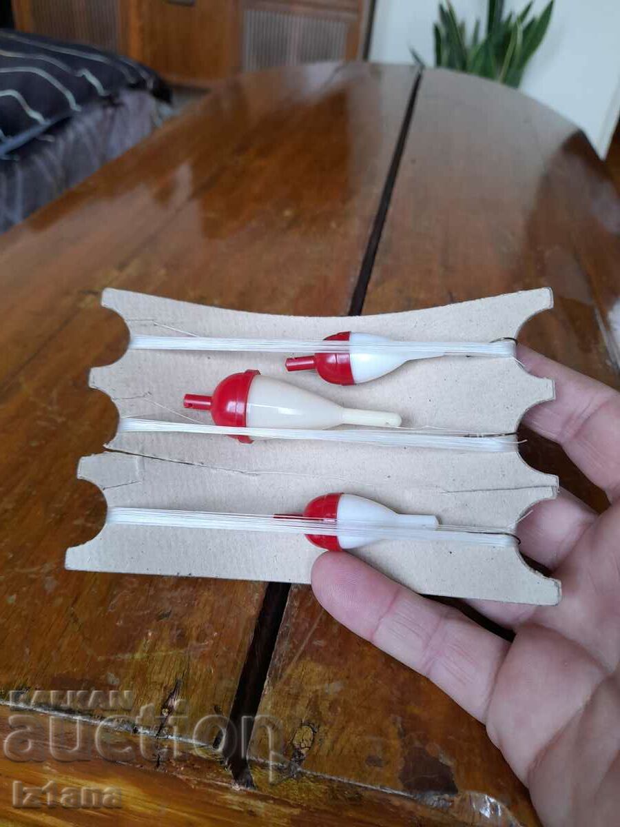 Old fishing floats with price 20.00 BGN | € 10.23 Old fishing floats with price 20.00 BGN | € 10.23