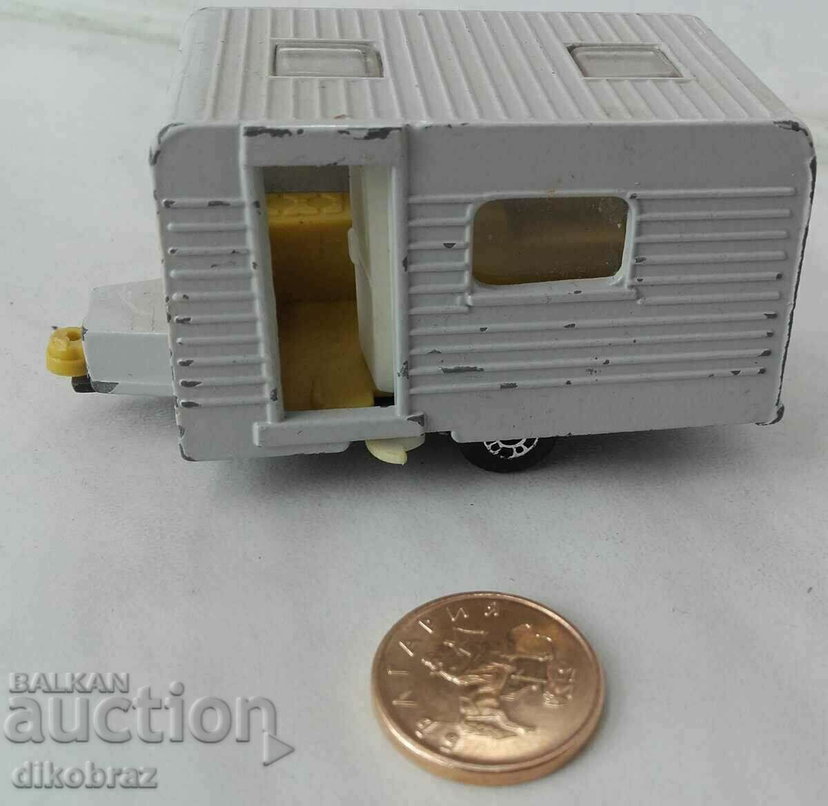 Auction Caravan for Matchbox models Auction Caravan for Matchbox models