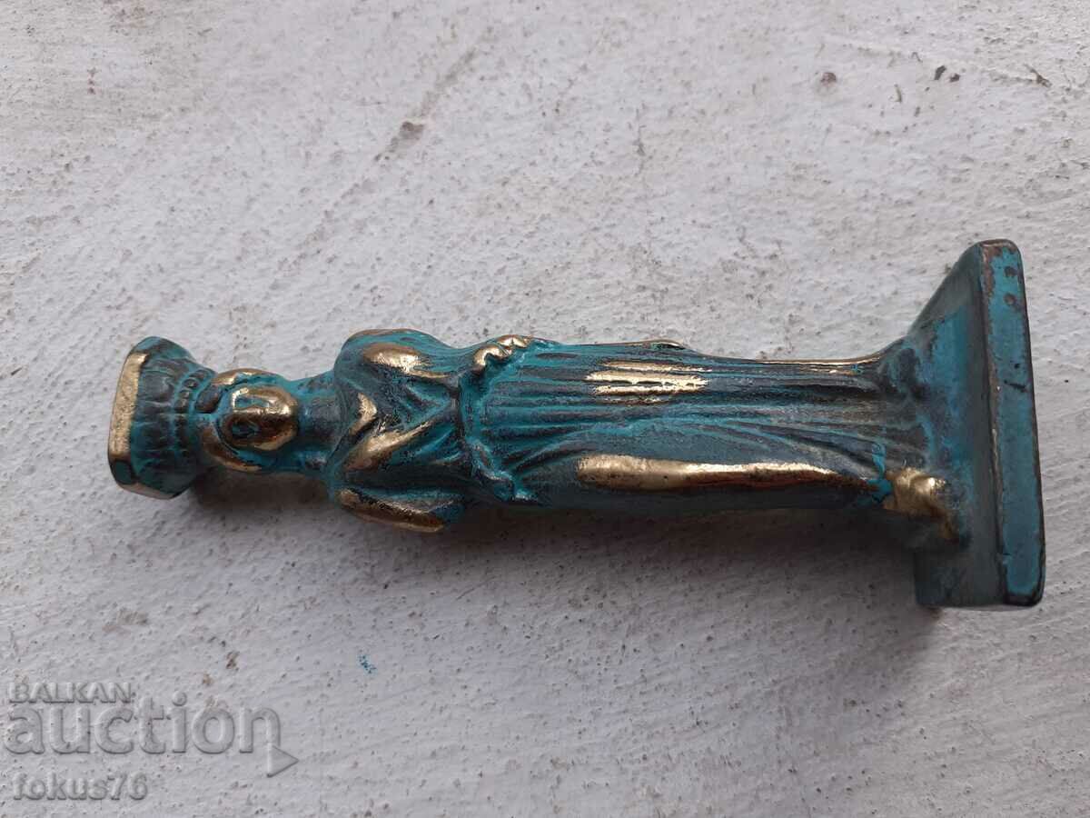 Delivery of Small solid bronze figurine statuette Delivery of Small solid bronze figurine statuette