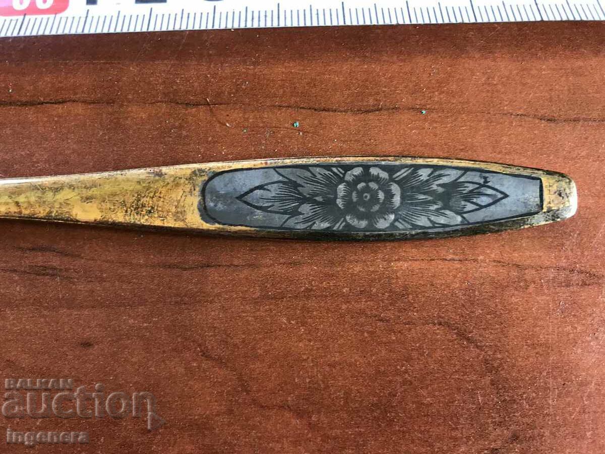 SILVER FORK STAR GOLD PLATED with price 180.00 BGN | € 92.03 SILVER FORK STAR GOLD PLATED with price 180.00 BGN | € 92.03