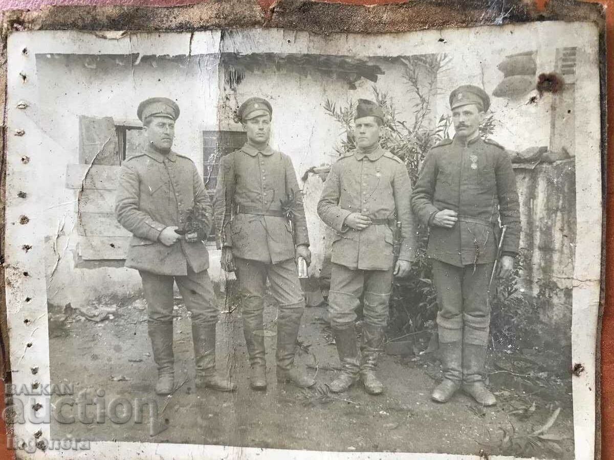 Delivery of STAR WAR PICTURE Delivery of STAR WAR PICTURE