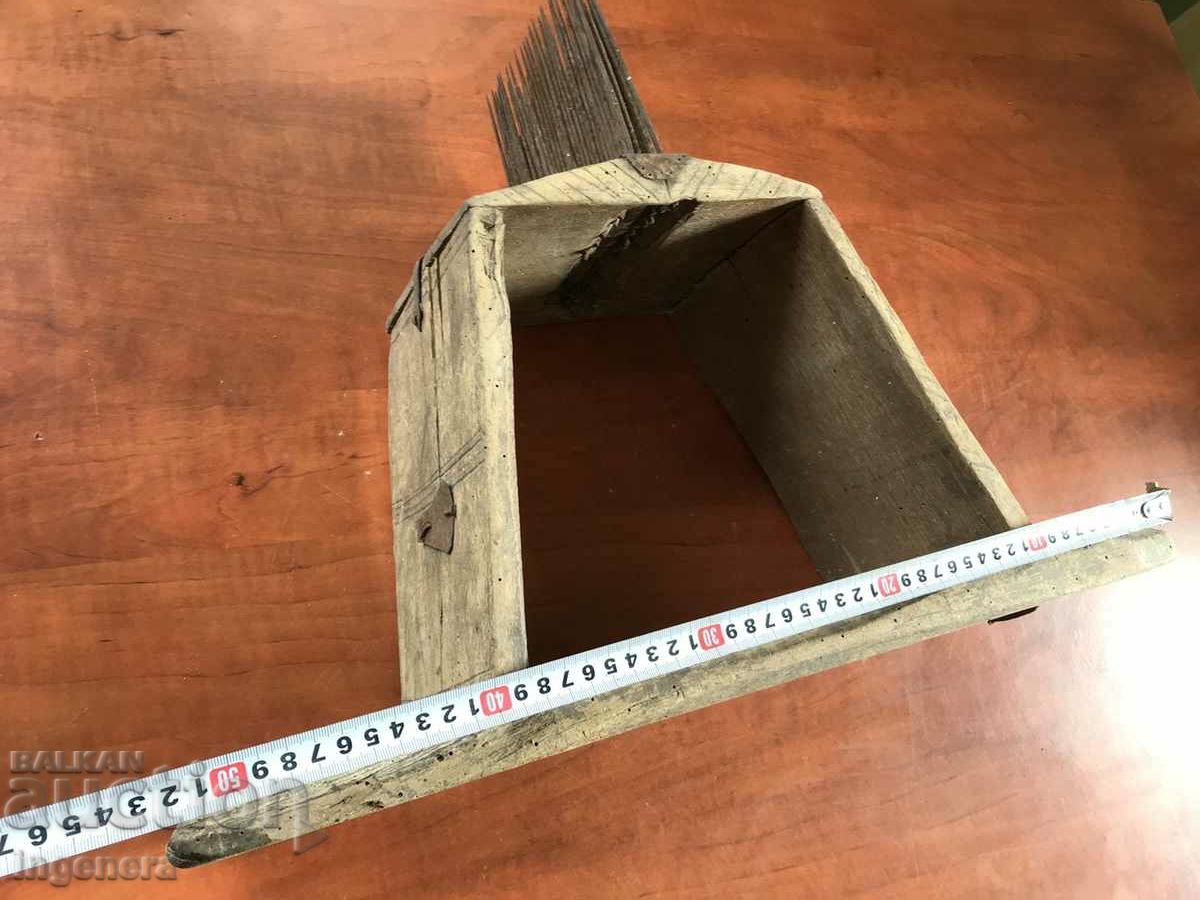 Delivery of DARAC WOOL PICKER ANTIQUE WOOL PICKER Delivery of DARAC WOOL PICKER ANTIQUE WOOL PICKER