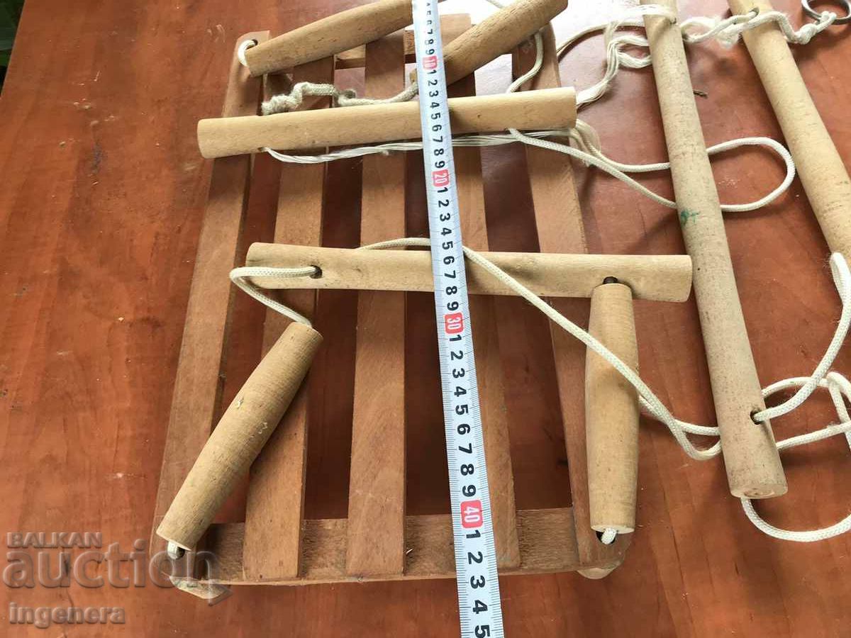 GARDEN WOODEN SWING - 5 GARDEN WOODEN SWING - 5