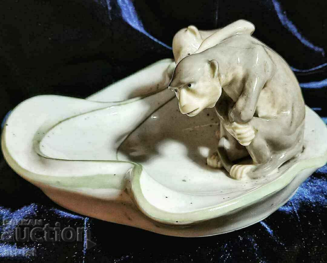 Auction A unique porcelain figure Auction A unique porcelain figure