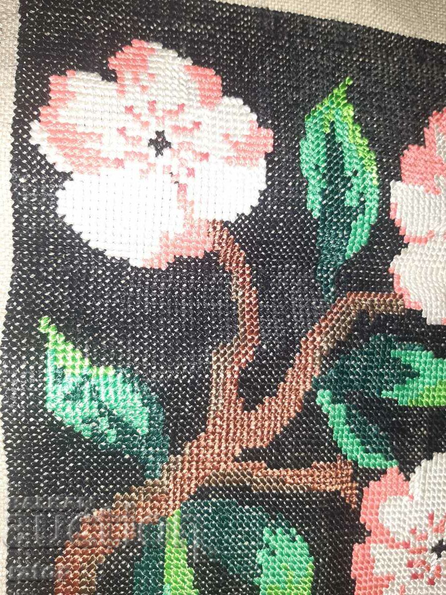 Auction Old hand-sewn tapestry - flowers Auction Old hand-sewn tapestry - flowers