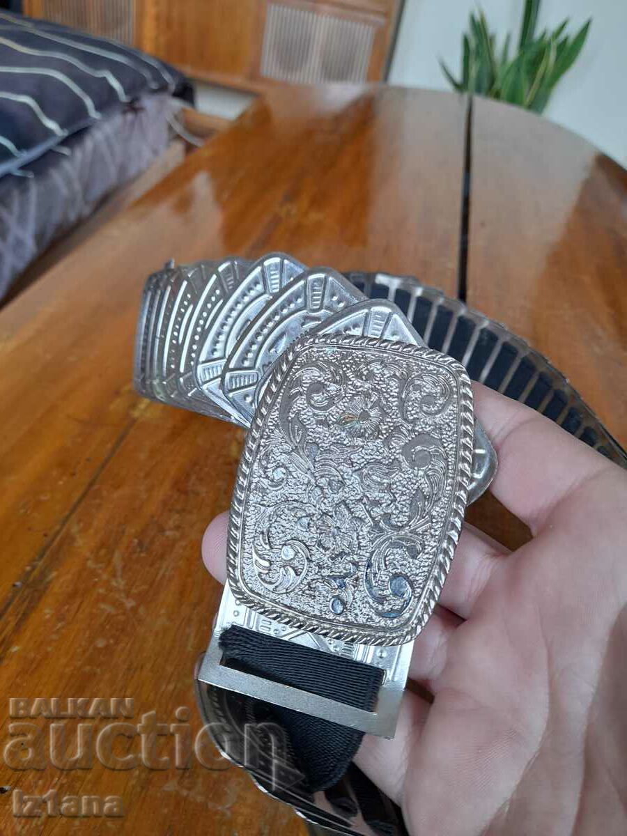 Delivery of Belt for costume Delivery of Belt for costume