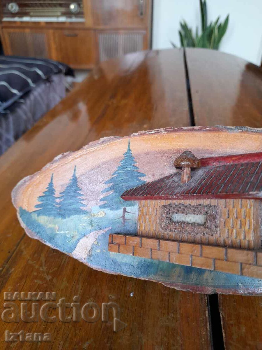 Old wooden decoration, souvenir with price 25.00 BGN | € 12.78 Old wooden decoration, souvenir with price 25.00 BGN | € 12.78