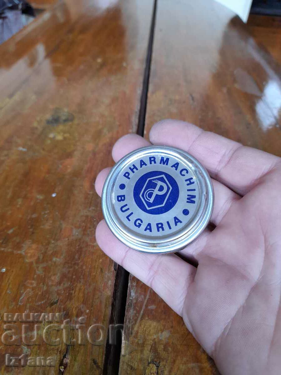 Old Pharmachem jar cap with price 5.00 BGN | € 2.56 Old Pharmachem jar cap with price 5.00 BGN | € 2.56