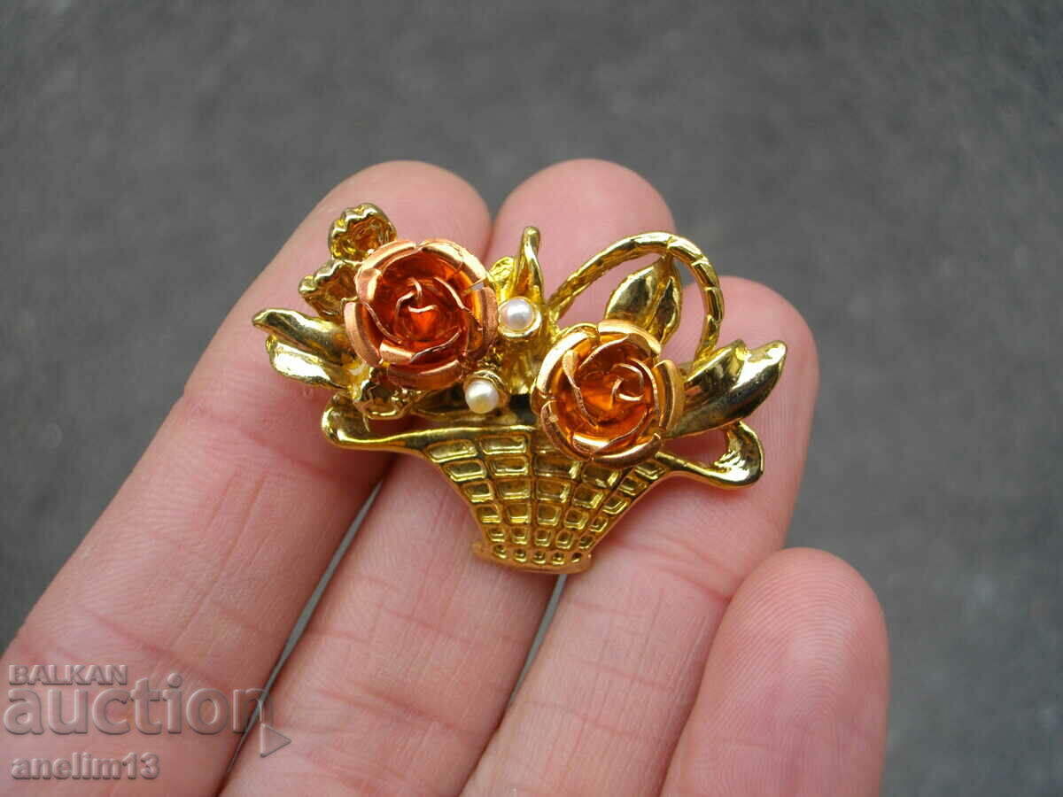 STARA BEAUTIFUL BROSHA with price 35.00 BGN | € 17.90 STARA BEAUTIFUL BROSHA with price 35.00 BGN | € 17.90