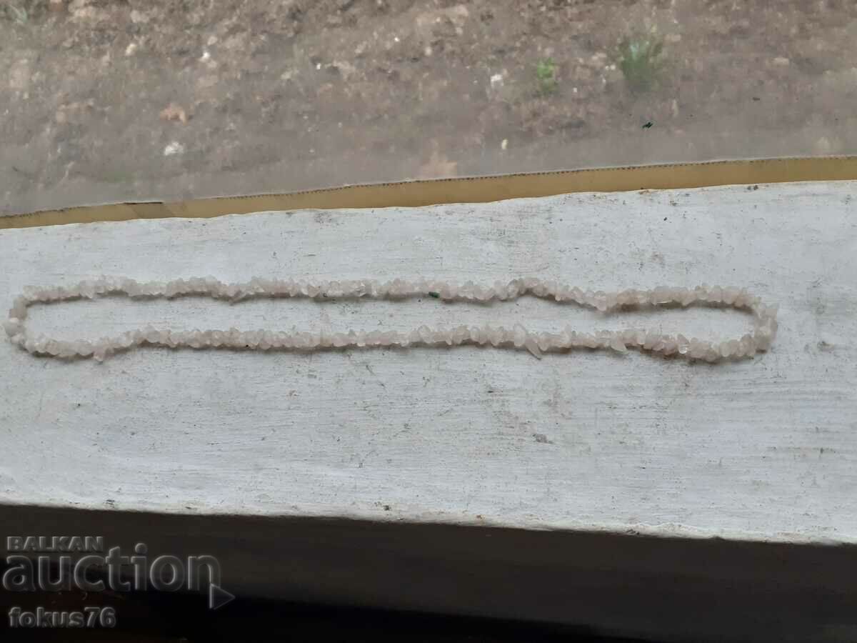 Delivery of Old long necklace jewelry necklace