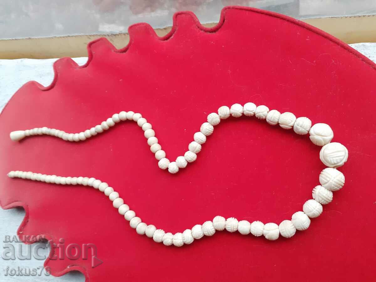 Old long necklace jewelry necklace Ivory with price 60.00 BGN | € 30.68 Old long necklace jewelry necklace Ivory with price 60.00 BGN | € 30.68