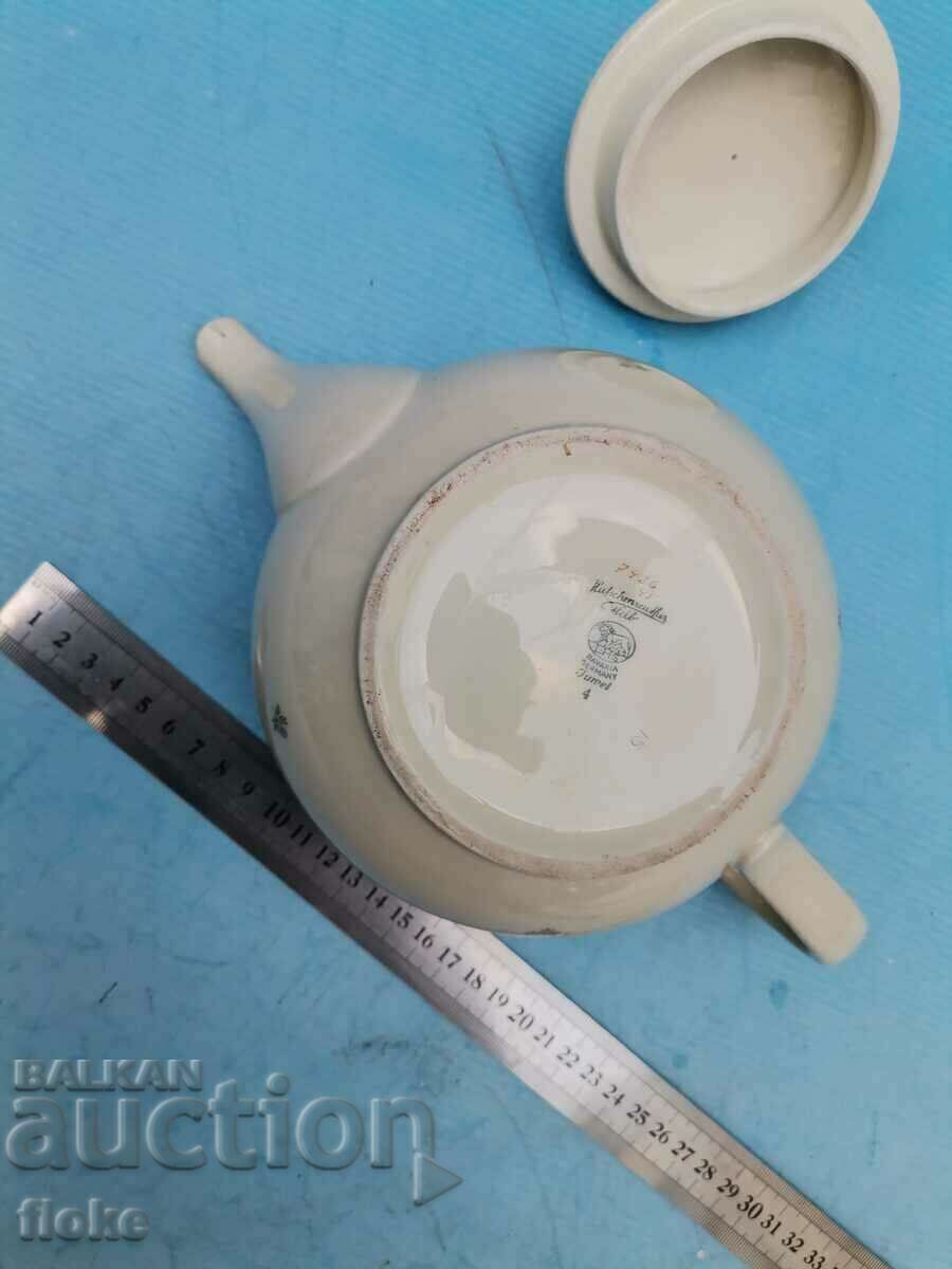Delivery of Porcelain Teapot