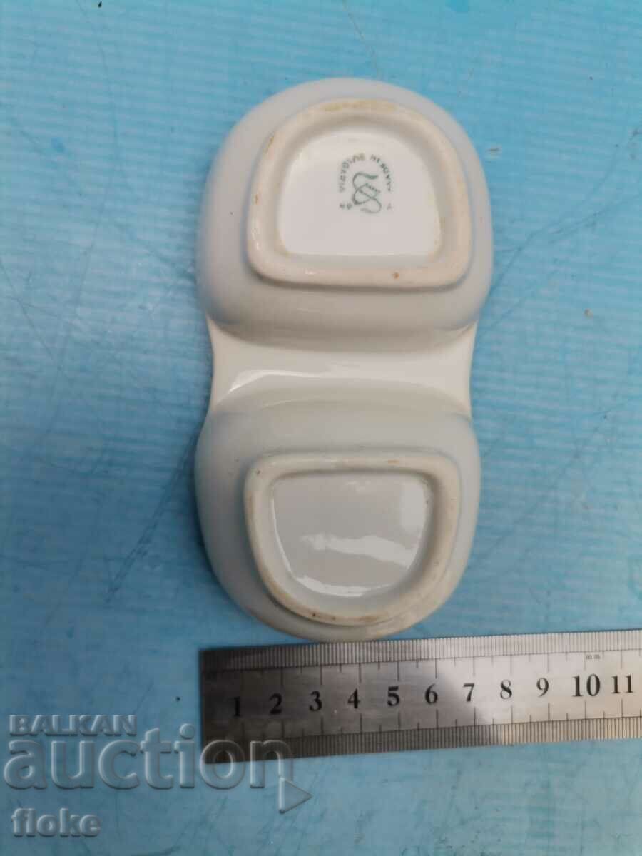 Porcelain salt and pepper bowl with price 15.00 BGN | € 7.67 Porcelain salt and pepper bowl with price 15.00 BGN | € 7.67