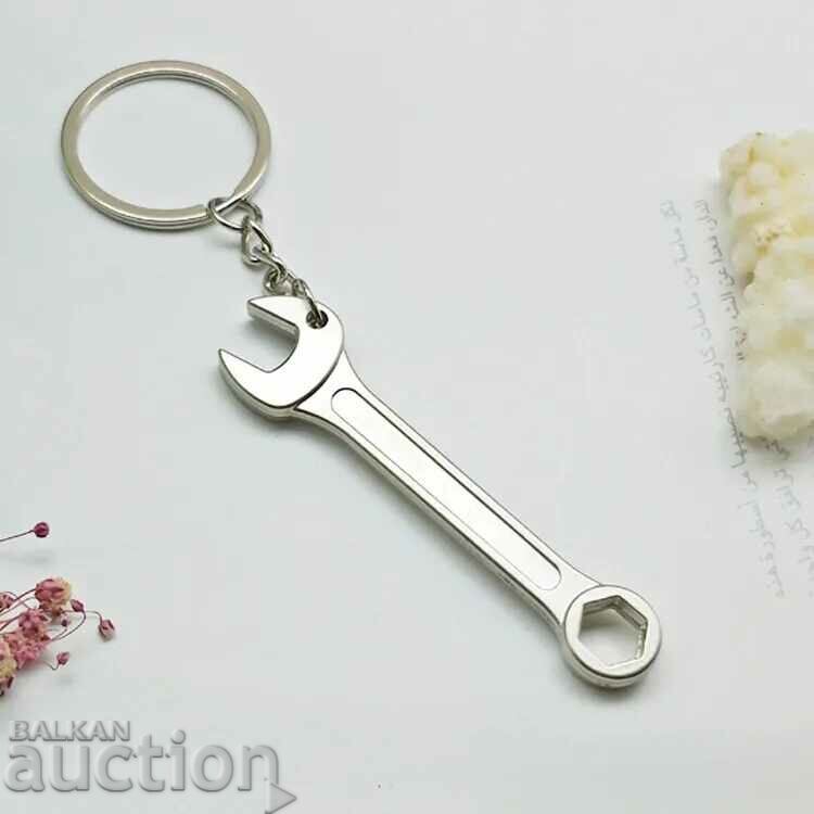 Auction Pliers keychain metal wrench pipe star new 7cm Auction Pliers keychain metal wrench pipe star new 7cm
