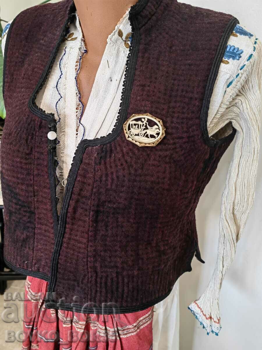 Lovely Large Antique Royal Gold Plated Brooch - 5 Lovely Large Antique Royal Gold Plated Brooch - 5