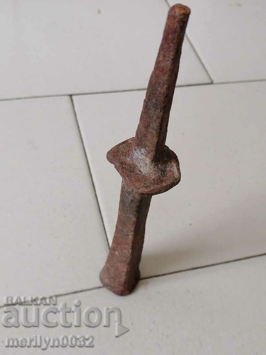 A primitive anvil for hair peeling - 5 A primitive anvil for hair peeling - 5