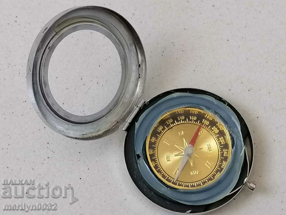 Modern compass - 6 Modern compass - 6