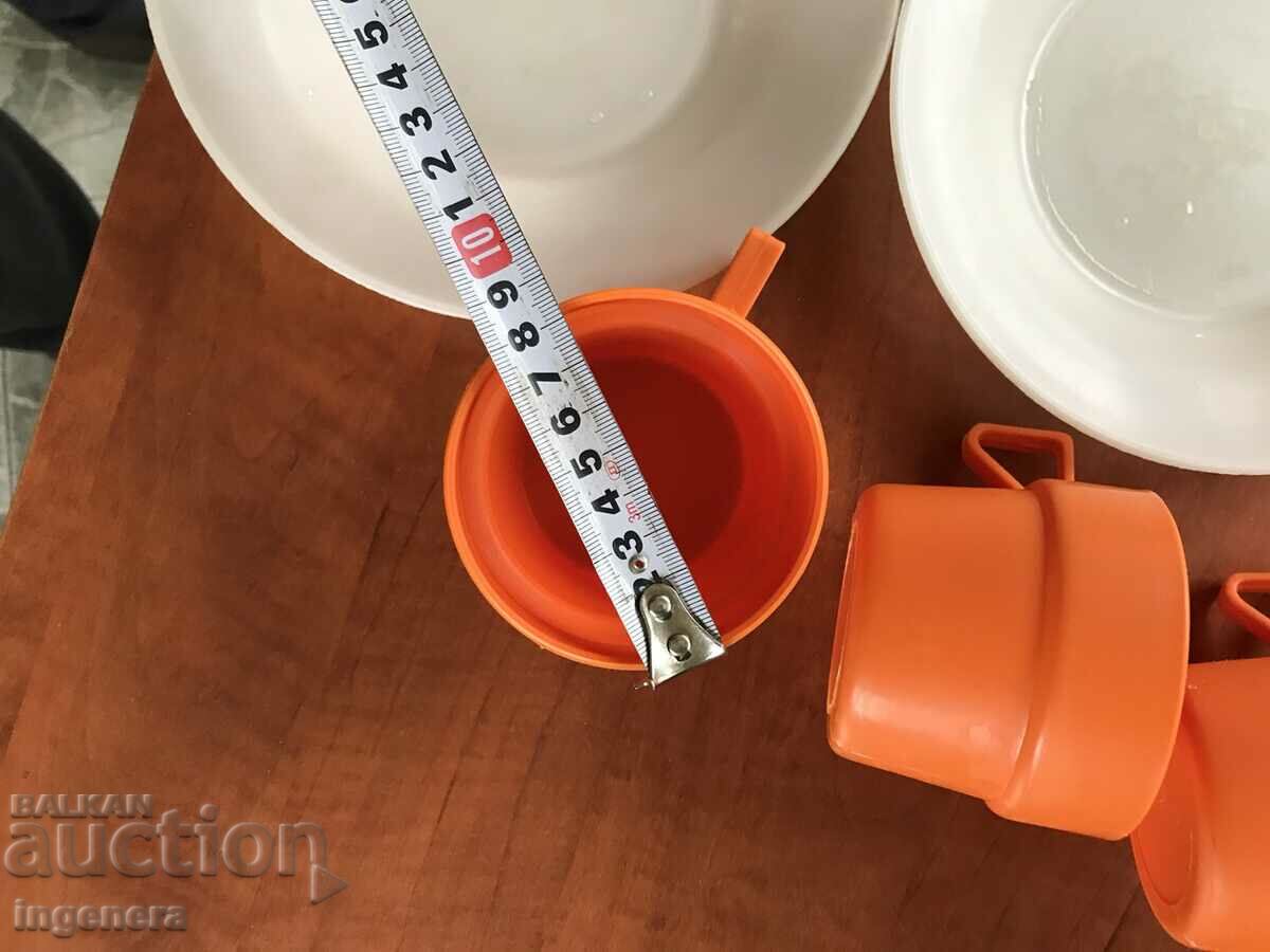 Auction CUP PLATE PLASTIC TOURIST SET -3 PCS Auction CUP PLATE PLASTIC TOURIST SET -3 PCS