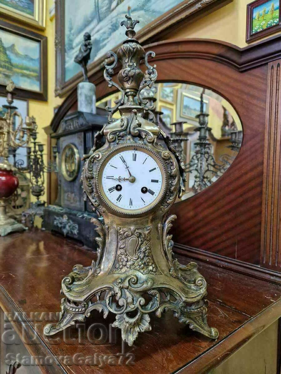 Frumos mare ceas francez antic de pe cămineu din bronz